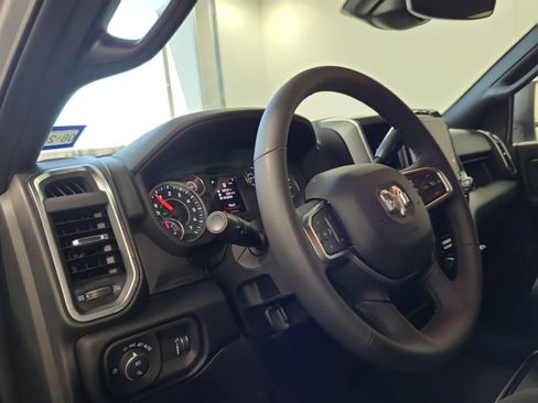 Used 2026 RAM 2500 Big Horn AWD/4WD image 8