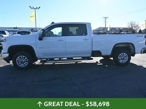 Used 2025 Chevrolet Silverado 2500 LT w/ Safety Package AWD/4WD image 11