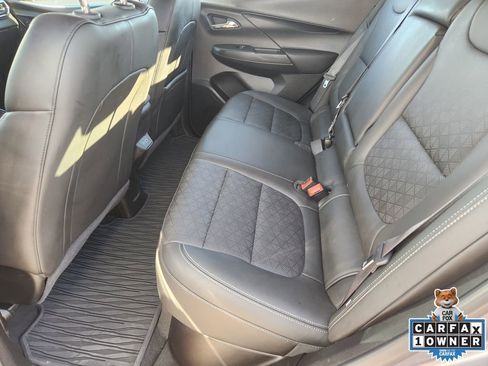 Used 2023 Chevrolet Bolt LT w/ Infotainment Package image 35