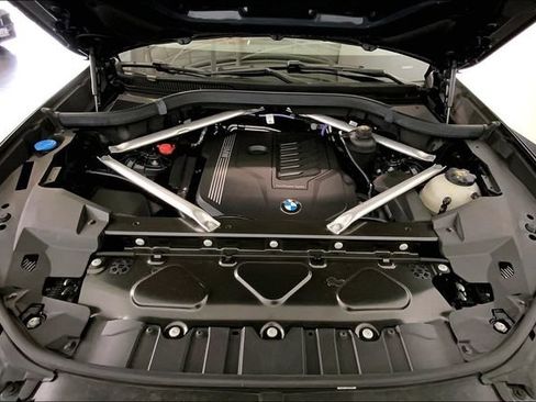 Used 2021 BMW X6 sDrive40i w/ M Sport Package RWD image 10