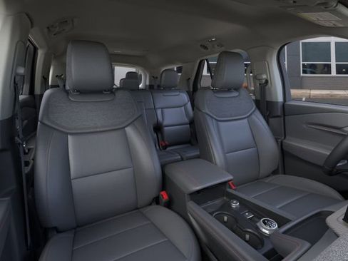 New 2026 Ford Explorer Active w/ Active Comfort Package image 10