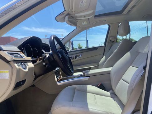 Used 2014 Mercedes-Benz E 350 4MATIC Sedan w/ Premium 1 Package image 16