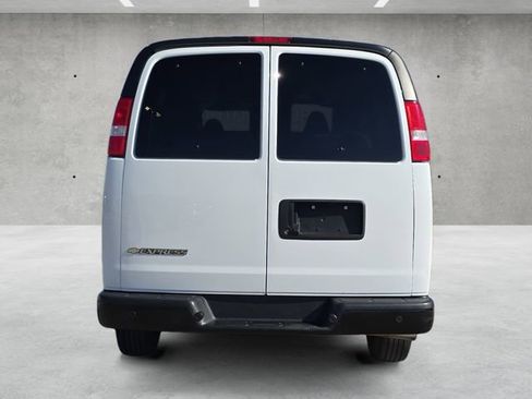 Used 2023 Chevrolet Express 3500 LS image 15