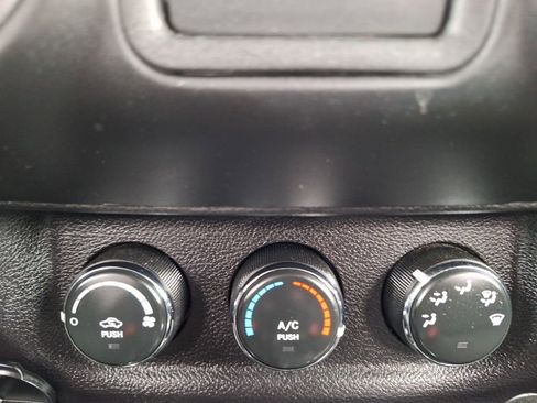 Used 2015 Jeep Wrangler Sport w/ Quick Order Package 24S image 14