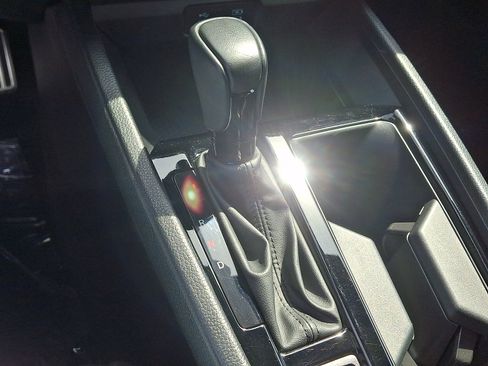 Used 2023 Honda Accord Sport image 15