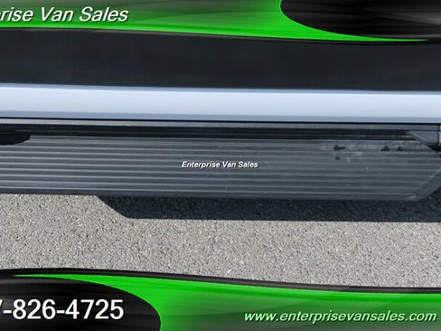 Used 2023 Ford Transit 350 XLT RWD image 11