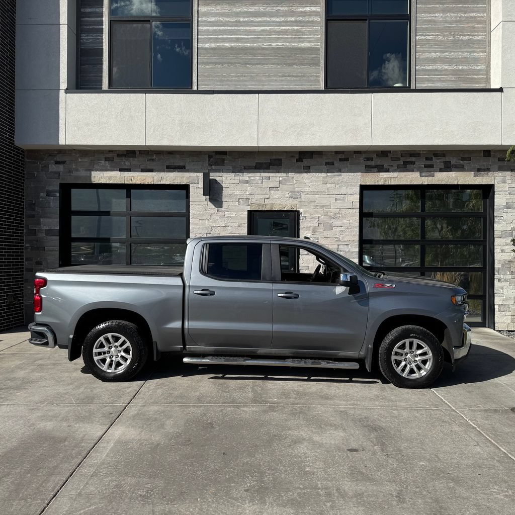 Used 2020 Chevrolet Silverado 1500 LT w/ All-Star Edition AWD/4WD image 2