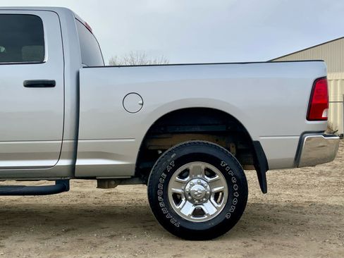 Used 2016 RAM 2500 Tradesman w/ Chrome Appearance Group image 13