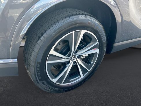 Used 2025 Lexus RX 350 FWD w/ Technology Package image 29