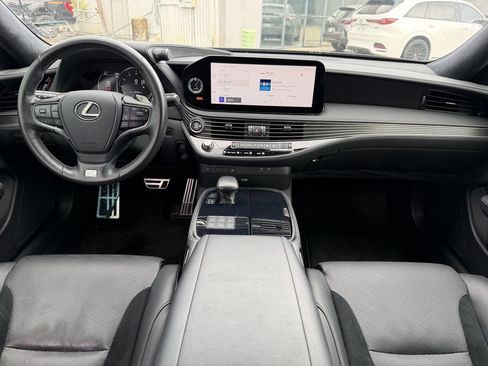 Used 2023 Lexus LS 500 F Sport w/ Cold Weather Package (CK) RWD image 25