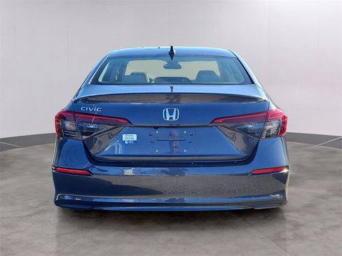 Certified 2023 Honda Civic EX image 5