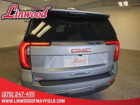 New 2026 GMC Yukon Elevation image 4