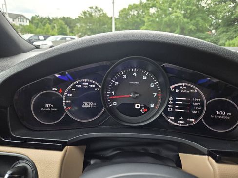 Used 2020 Porsche Cayenne AWD/4WD image 27