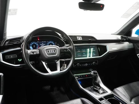 Used 2023 Audi Q3 2.0T Premium Plus w/ Premium Plus Package image 19