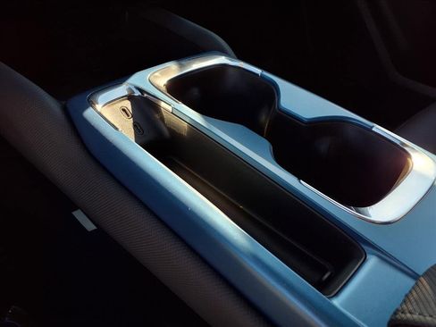 New 2026 Chevrolet Equinox EV LT image 11