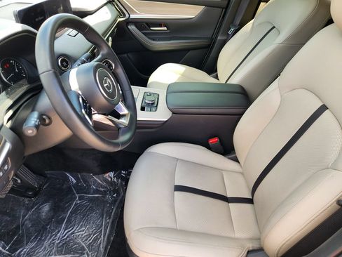 Certified 2026 MAZDA CX-90 3.3 Turbo w/ Preferred Package AWD/4WD image 10