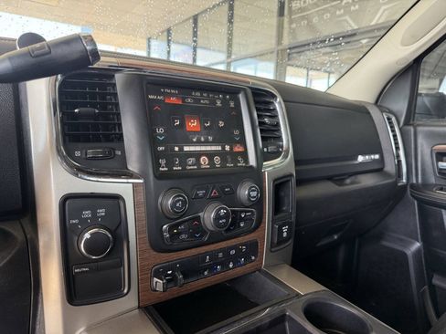 Used 2014 RAM 3500 Laramie AWD/4WD image 10
