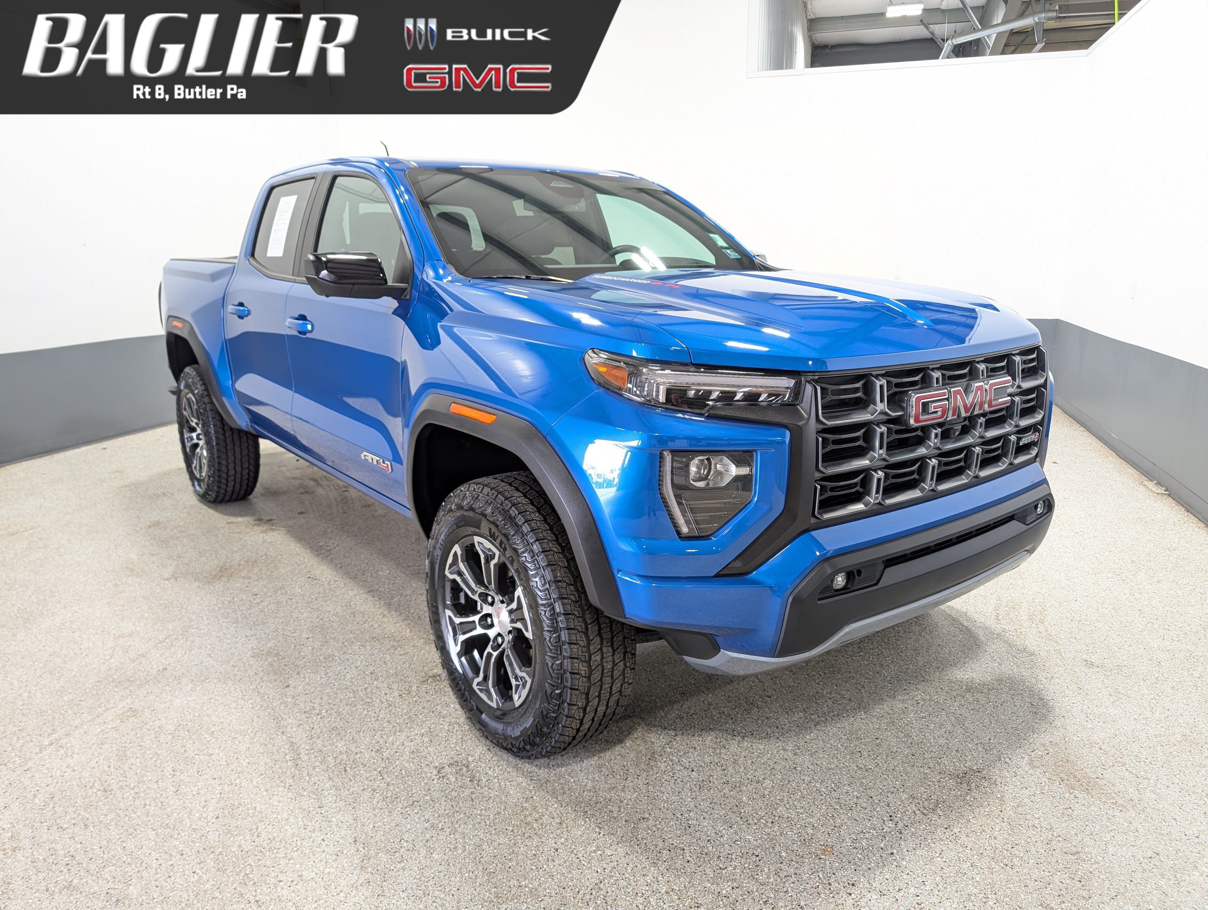 Used 2023 GMC Canyon AT4 w/ Technology Package AWD/4WD image 1