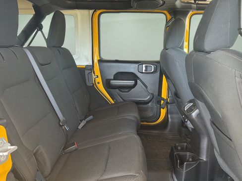 Used 2021 Jeep Wrangler Unlimited Sport AWD/4WD image 19