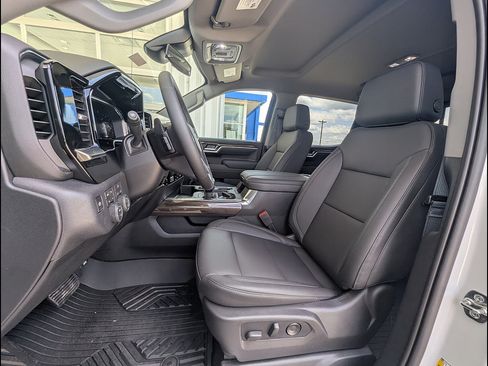 New 2026 Chevrolet Silverado 1500 RST w/ Convenience Package II AWD/4WD image 14