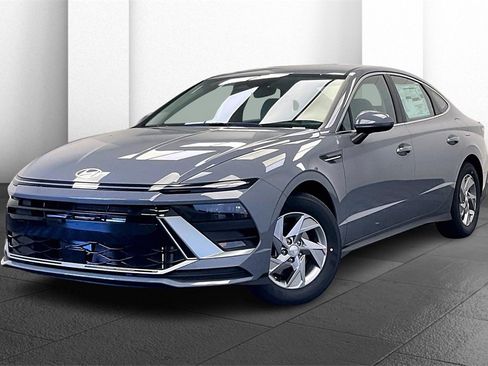 New 2026 Hyundai Sonata SE image 2