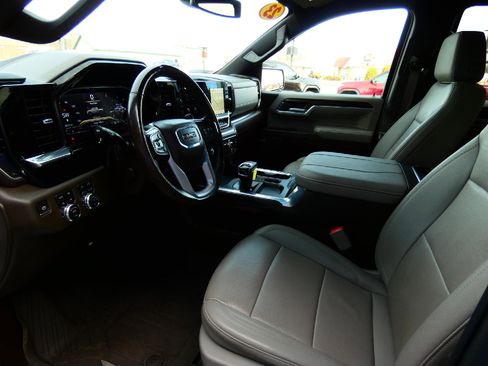 Used 2023 GMC Sierra 1500 SLT w/ SLT Premium Plus Package image 12