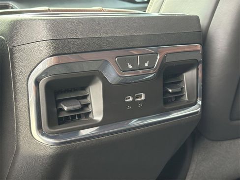 Used 2024 GMC Sierra 2500 Denali Ultimate image 26