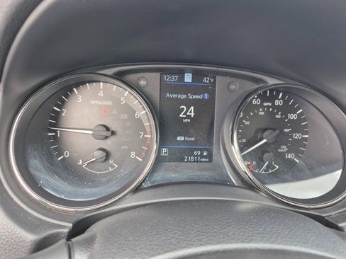 Used 2022 Nissan Rogue Sport SL image 21