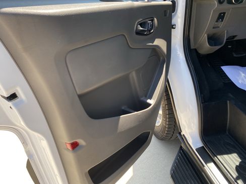 Used 2023 Ford Transit 350 XLT image 18