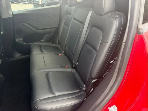 Used 2020 Tesla Model Y Long Range AWD/4WD image 16