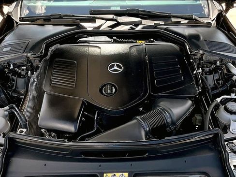Used 2022 Mercedes-Benz C 300 Sedan image 12