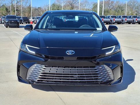 Certified 2026 Toyota Camry XLE FWD image 4