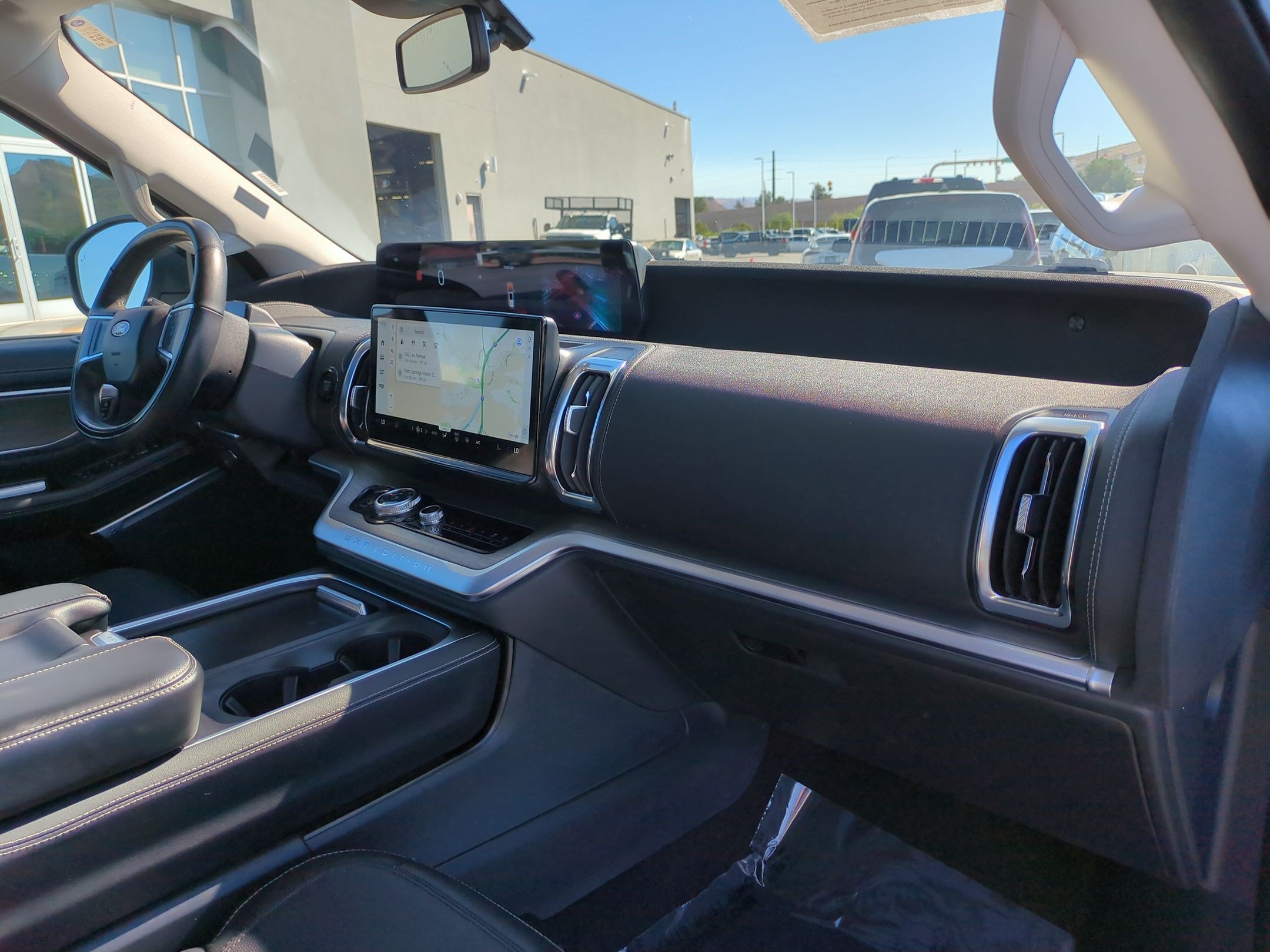 Used 2025 Ford Expedition Max Platinum AWD/4WD image 35