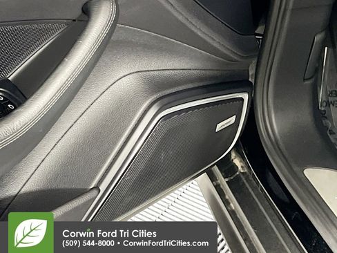 Used 2021 Porsche Panamera 4S w/ Premium Package image 13