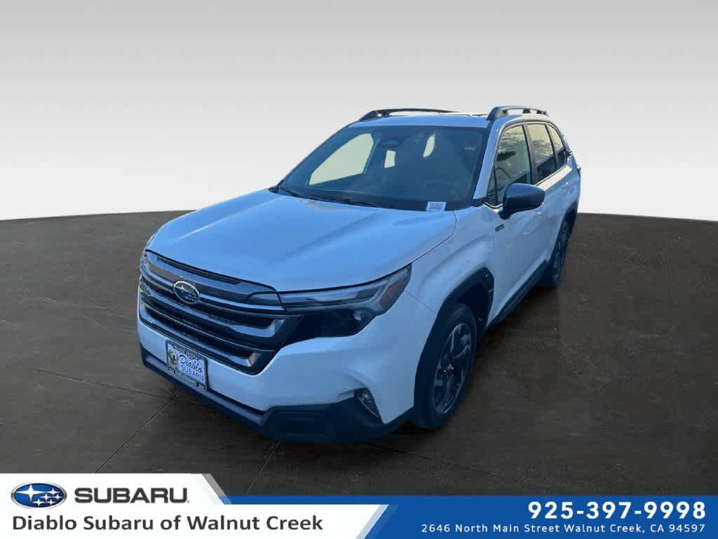 New 2026 Subaru Forester Premium AWD/4WD image 1