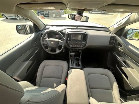 Used 2018 Chevrolet Colorado W/T RWD image 37
