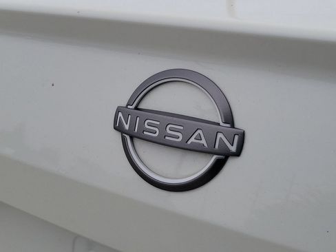 Used 2025 Nissan Altima 2.5 SV FWD image 6