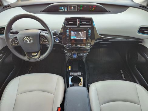 Used 2019 Toyota Prius XLE w/ Advanced Technology Package image 25