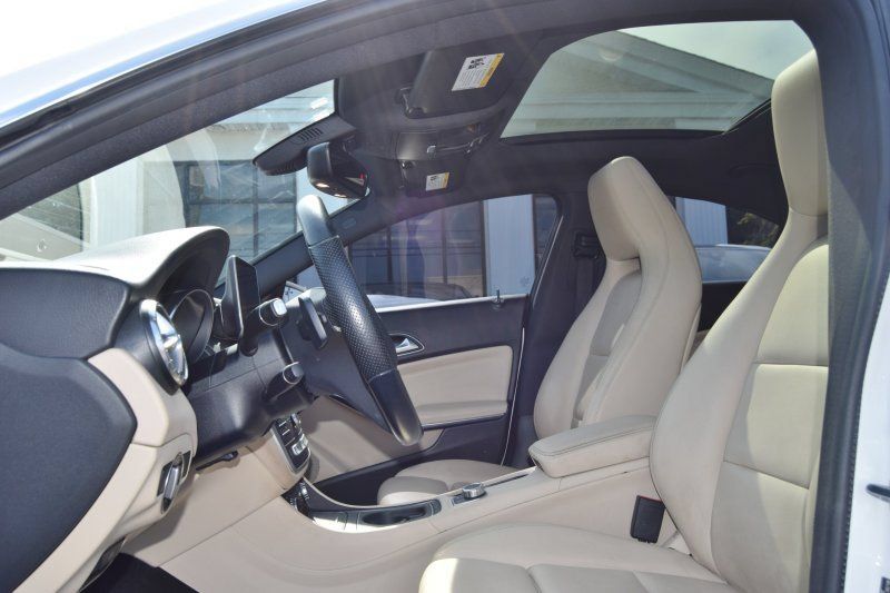 Used 2019 Mercedes-Benz CLA 250 4MATIC w/ Premium Package image 18