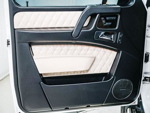 Used 2017 Mercedes-Benz G 63 AMG 4MATIC image 17