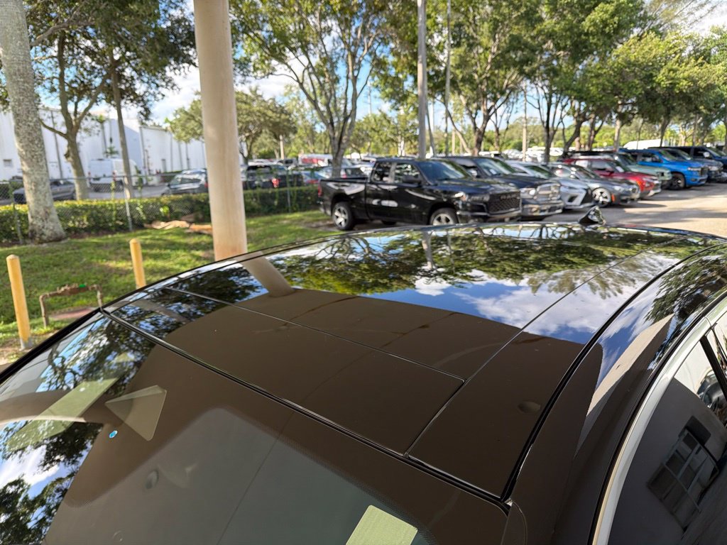 Used 2025 Maserati Grecale GT AWD/4WD image 17