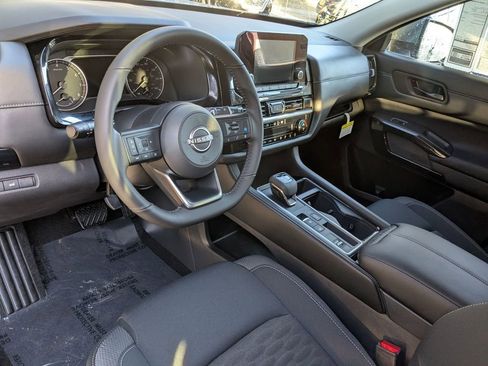 New 2025 Nissan Pathfinder SV w/ Cargo Package image 14