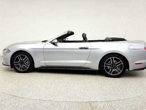 Used 2021 Ford Mustang Premium image 8