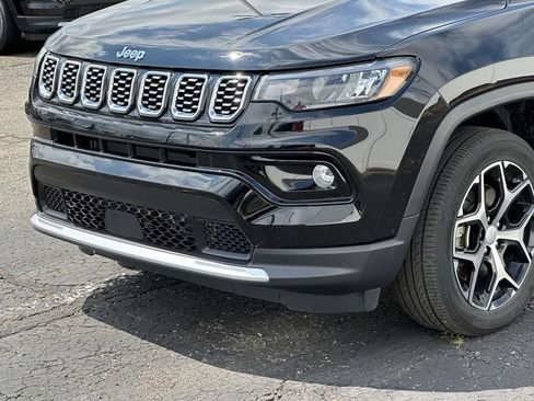 Used 2024 Jeep Compass Limited AWD/4WD image 8