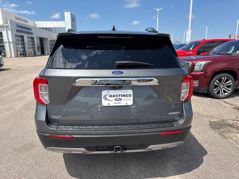 Certified 2023 Ford Explorer XLT w/ Equipment Group 202A AWD/4WD image 6