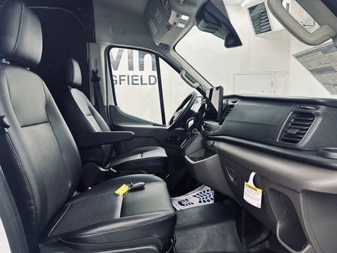 New 2026 Ford Transit 250 148 Medium Roof w/ Load Area Protection Package image 9