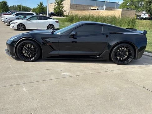 Used 2018 Chevrolet Corvette Grand Sport RWD image 9