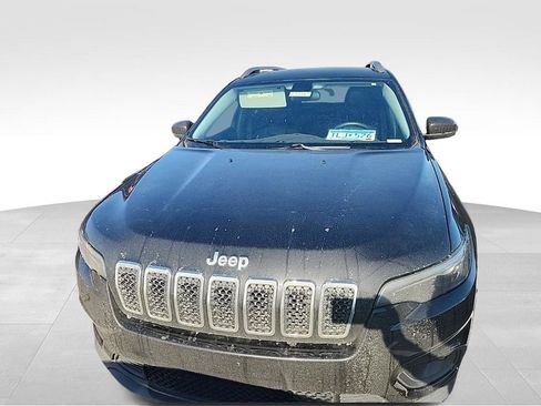 Used 2020 Jeep Cherokee Latitude Plus w/ Mopar Interior Package image 7