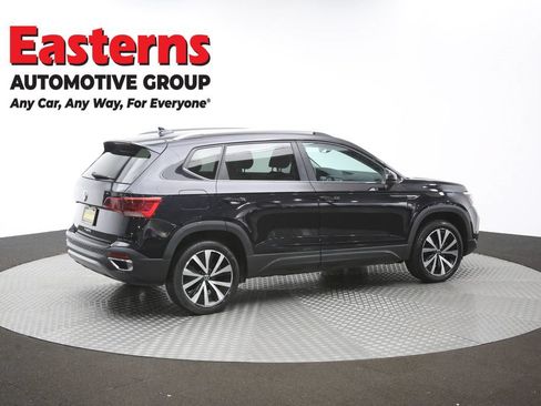 Used 2024 Volkswagen Taos SE FWD image 41