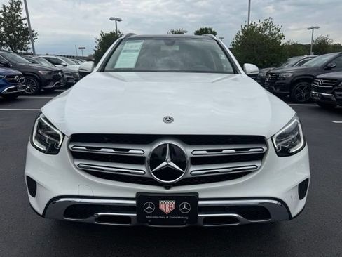Used 2020 Mercedes-Benz GLC 300 4MATIC image 2
